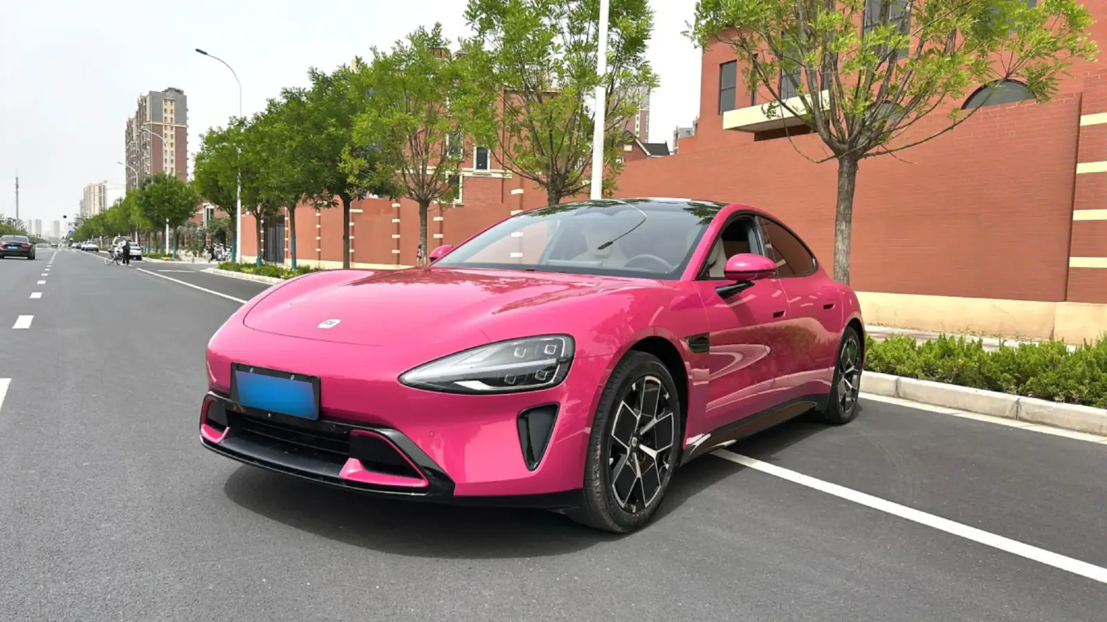 2024 MI SU7 BEV 73.6KWH