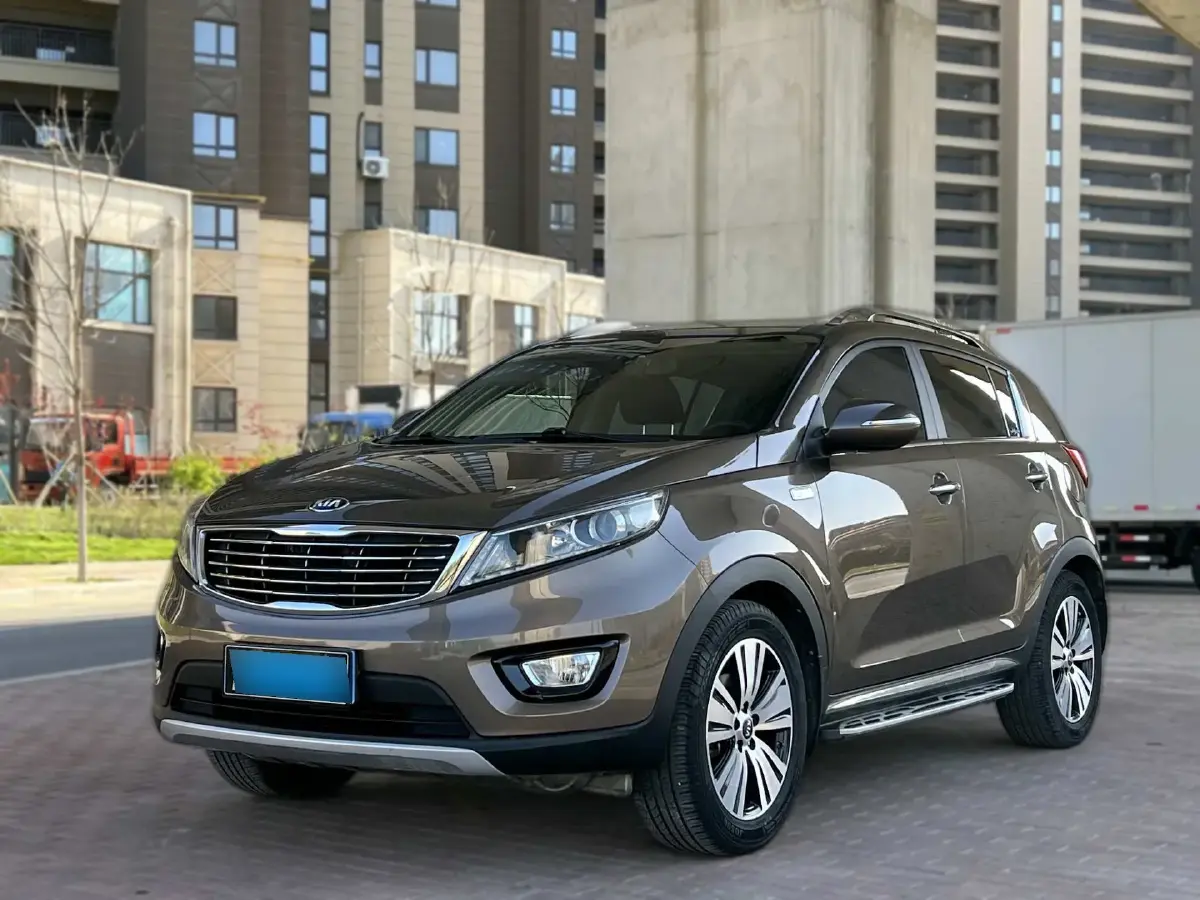 2015 Kia Sportage R 2.0L 165HP L4 6AT