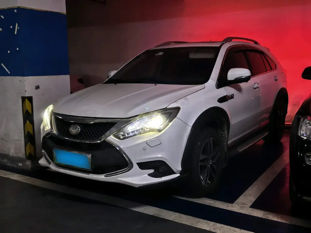 2015 BYD Tang 2.0T 205HP L4 6DCT PHEV