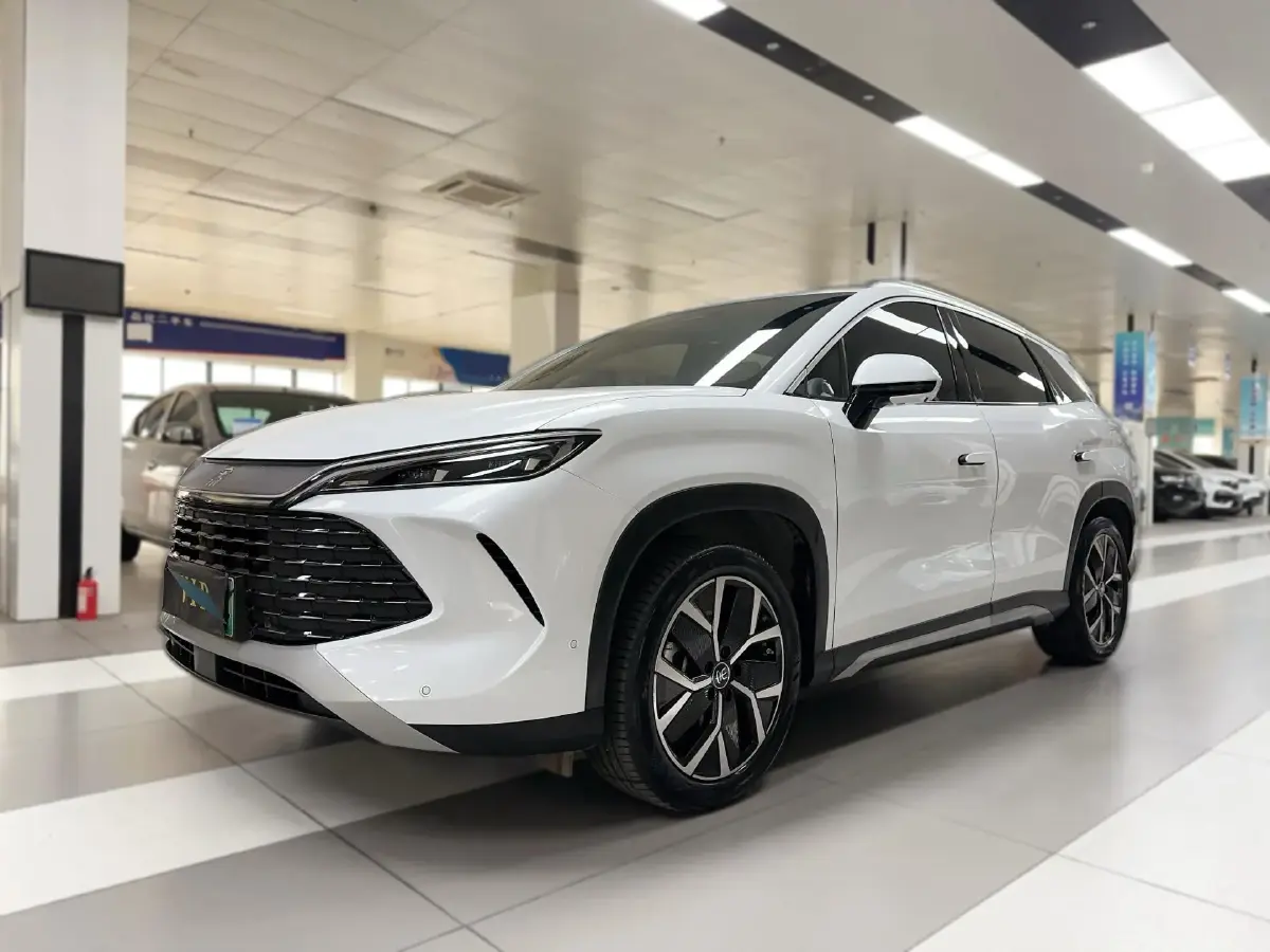 2024 BYD SongL DM-i 1.5L 101HP L4 E-CVT PHEV 26.6KWH