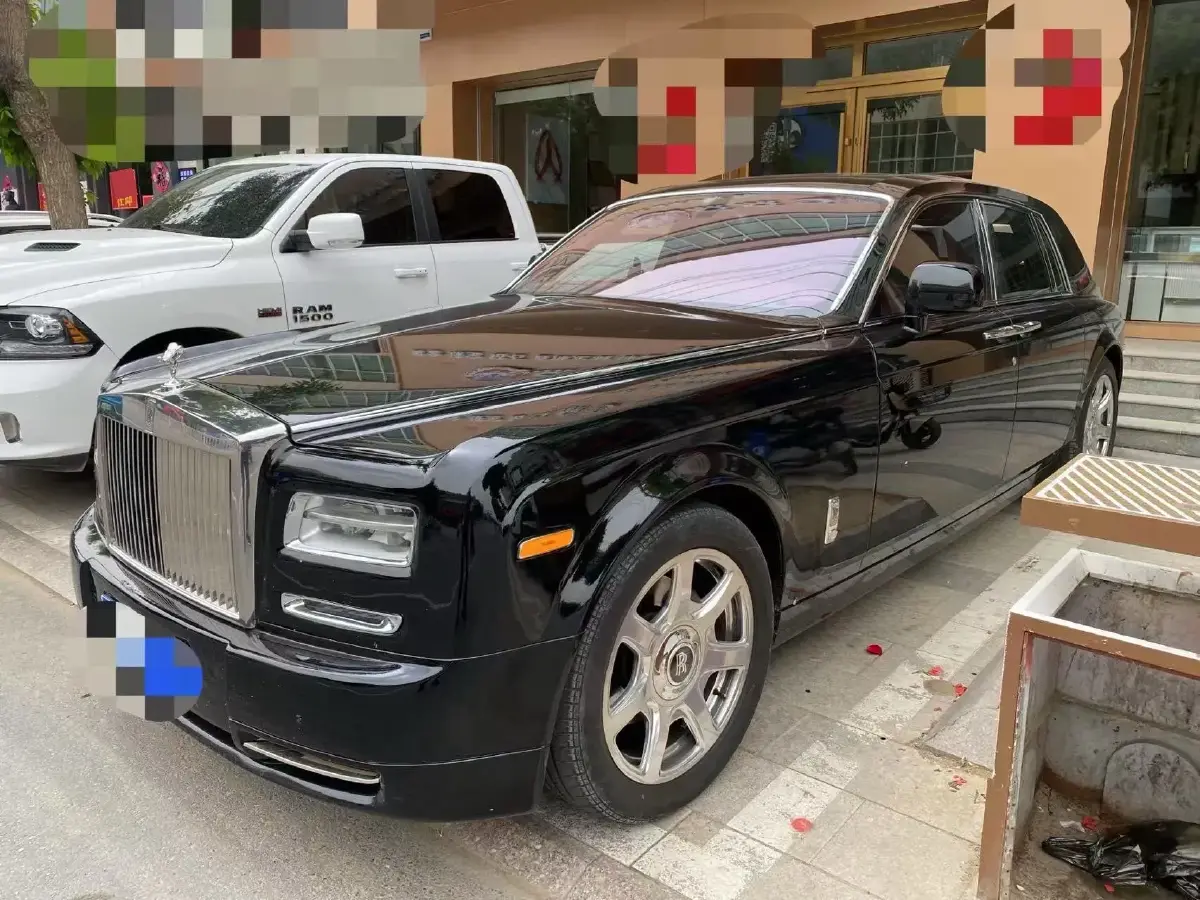 2013 Rolls-Royce Phantom 6.7L 460HP V12 8AT