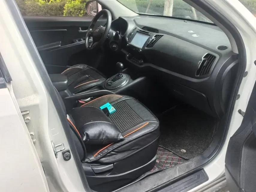 2014 Kia Sportage R 2.0L 165HP L4 6MT,autocango,china used car exporter,china ev exporter,chinese used car exporter,chinese used ev exporter