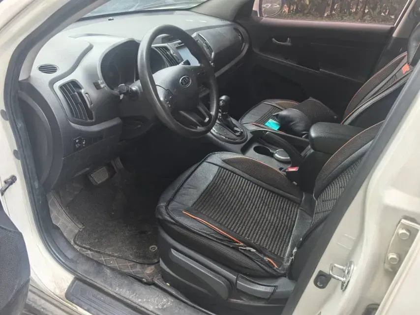 2014 Kia Sportage R 2.0L 165HP L4 6MT,autocango,china used car exporter,china ev exporter,chinese used car exporter,chinese used ev exporter