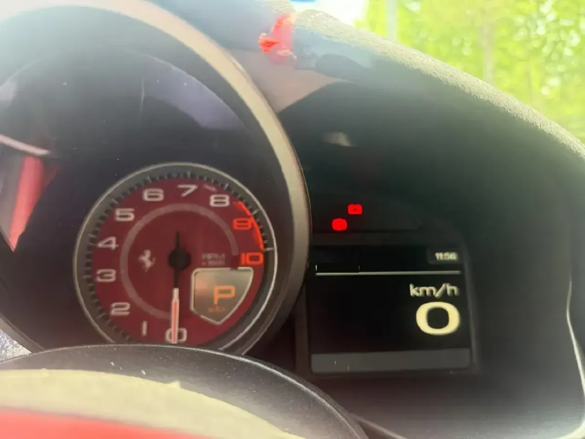 2013 Ferrari F12 berlinetta 6.3L 741HP V12 7DCT,autocango,china used car exporter,china ev exporter,chinese used car exporter,chinese used ev exporter