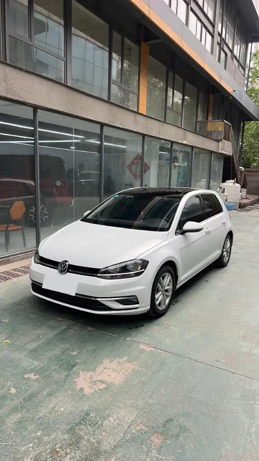 2018 Volkswagen Golf 1.4T 131HP L4 5MT