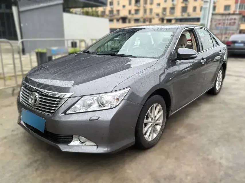 2012 Toyota Camry 2.5L 184HP L4 6AT