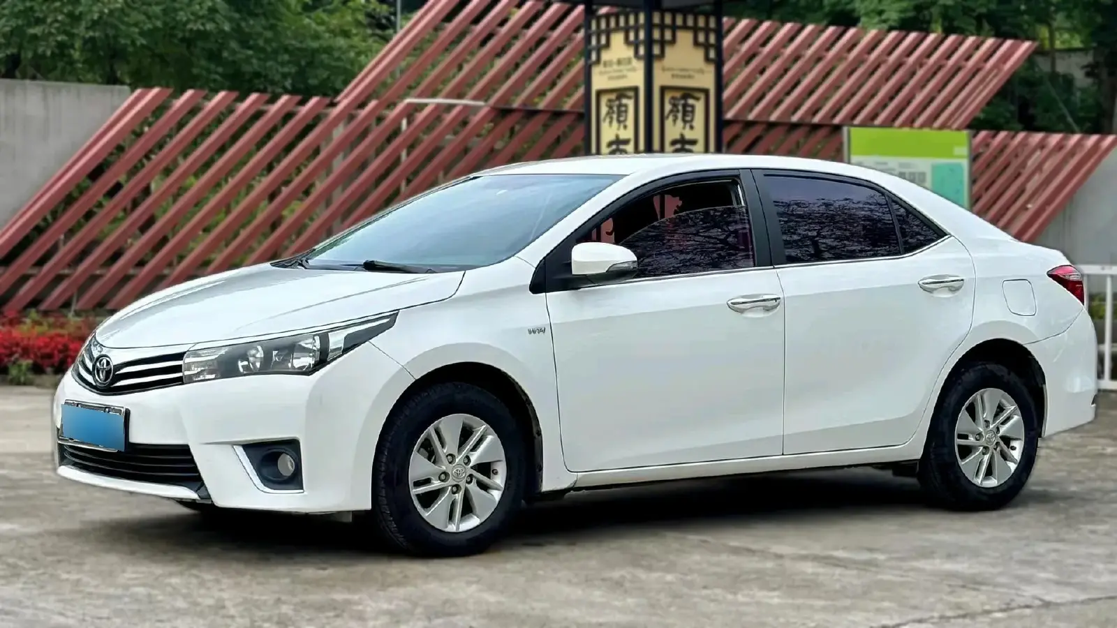 2017 Toyota Corolla 1.2T 116HP L4 CVT