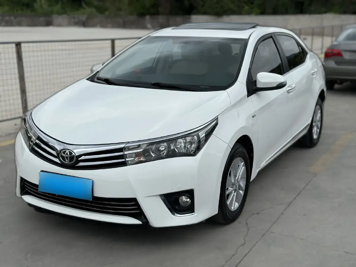 2014 Toyota Corolla 1.6L 122HP L4 CVT