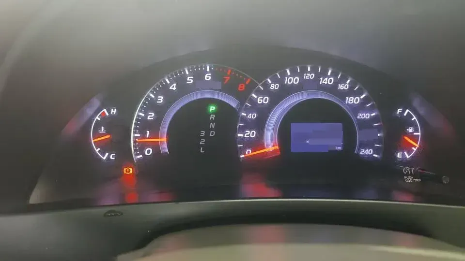 2010 Toyota Camry 2.0L 147HP L4 4AT,autocango,china used car exporter,china ev exporter,chinese used car exporter,chinese used ev exporter