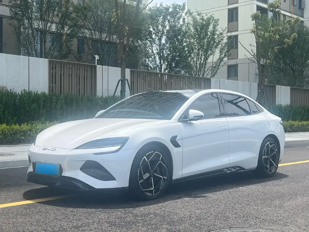 2022 BYD Seal BEV 82.5KWH