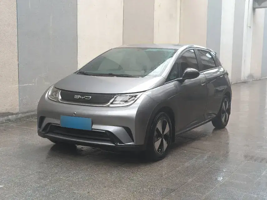 2023 BYD Dolphin BEV 44.928KWH
