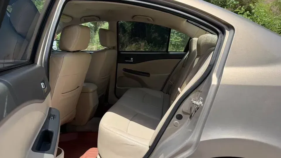 2014 Chery E5 1.8L 132HP L4 CVT,autocango,china used car exporter,china ev exporter,chinese used car exporter,chinese used ev exporter