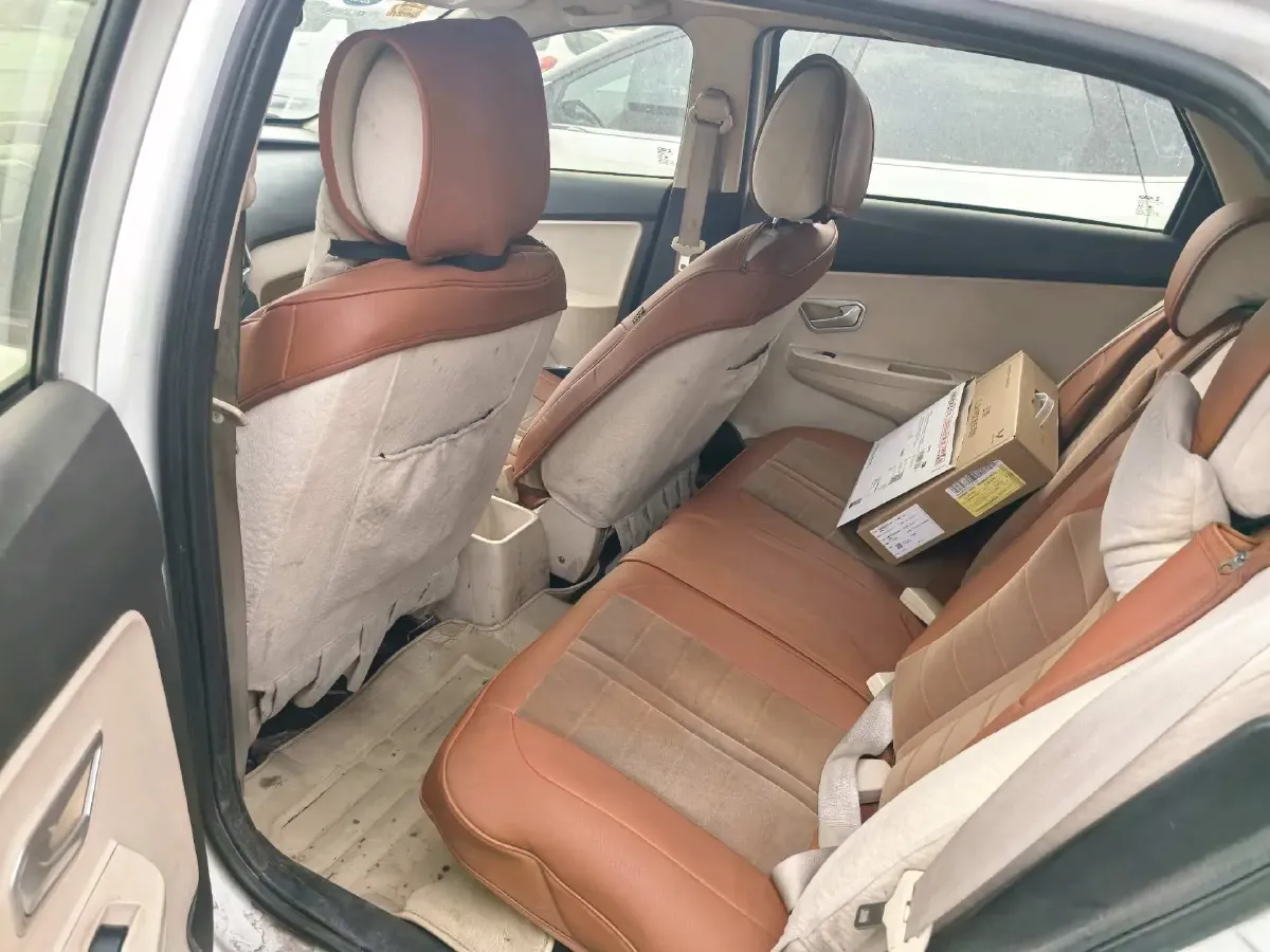 2016 Chery Fulwin 2 1.5L 109HP L4 5MT,autocango,china used car exporter,china ev exporter,chinese used car exporter,chinese used ev exporter