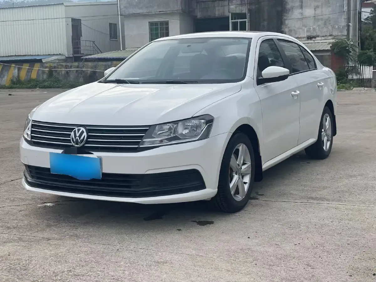 2017 Volkswagen Lavida 1.6L 110HP L4 6AT