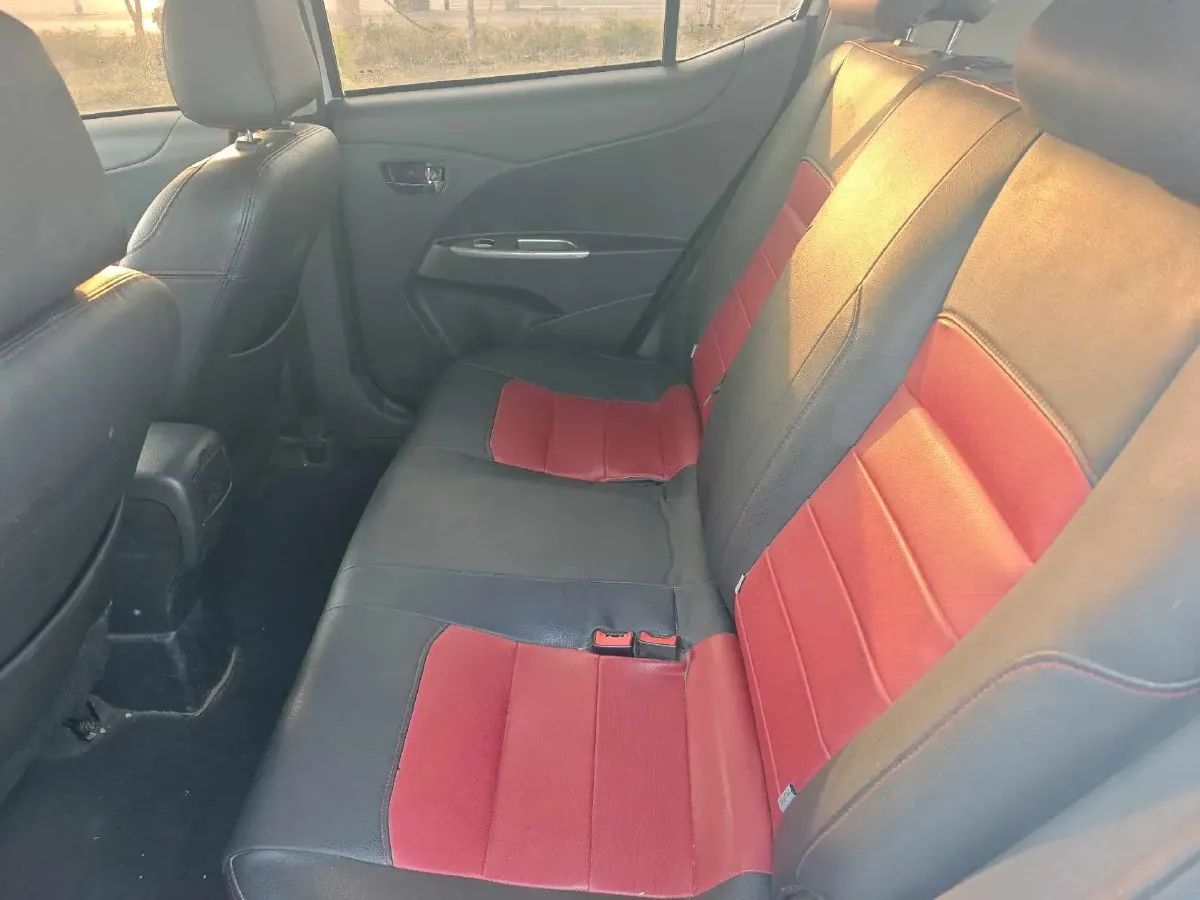 2014 LiFan X50 1.5L 103HP L4 5MT,autocango,china used car exporter,china ev exporter,chinese used car exporter,chinese used ev exporter