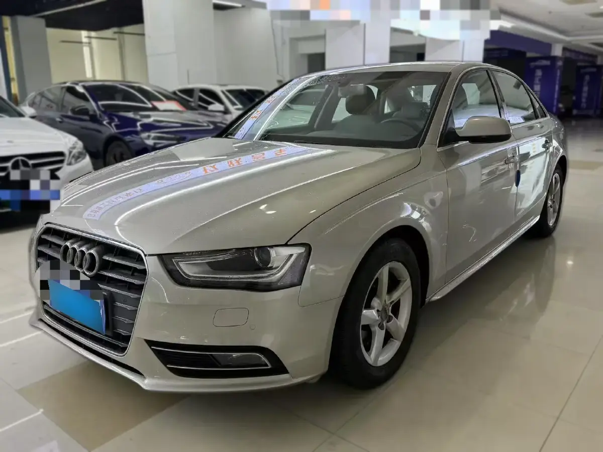 2015 Audi A4L 1.8T 160HP L4 CVT