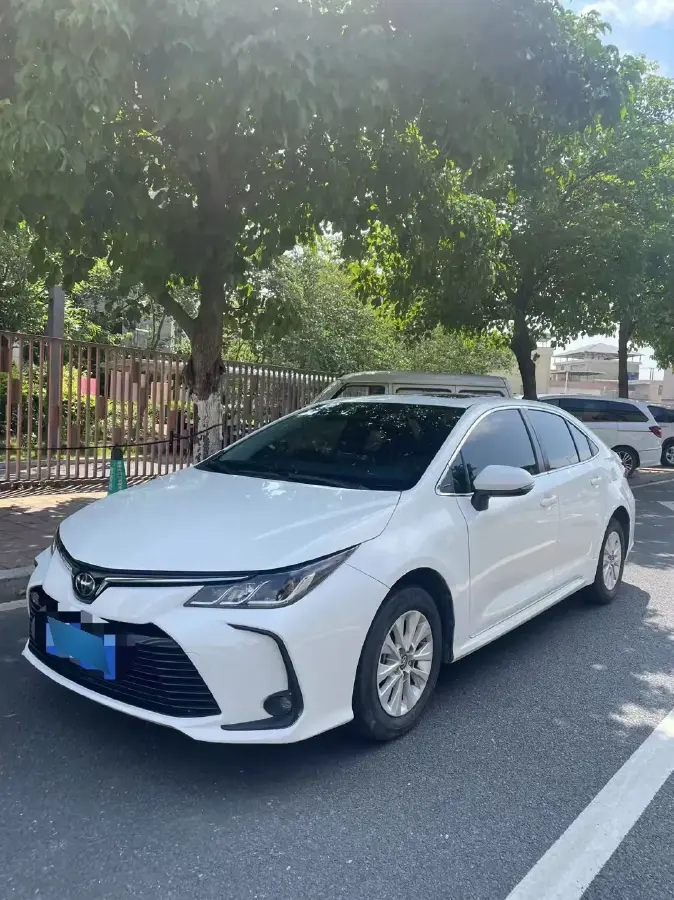2019 Toyota Corolla 1.2T 116HP L4 CVT