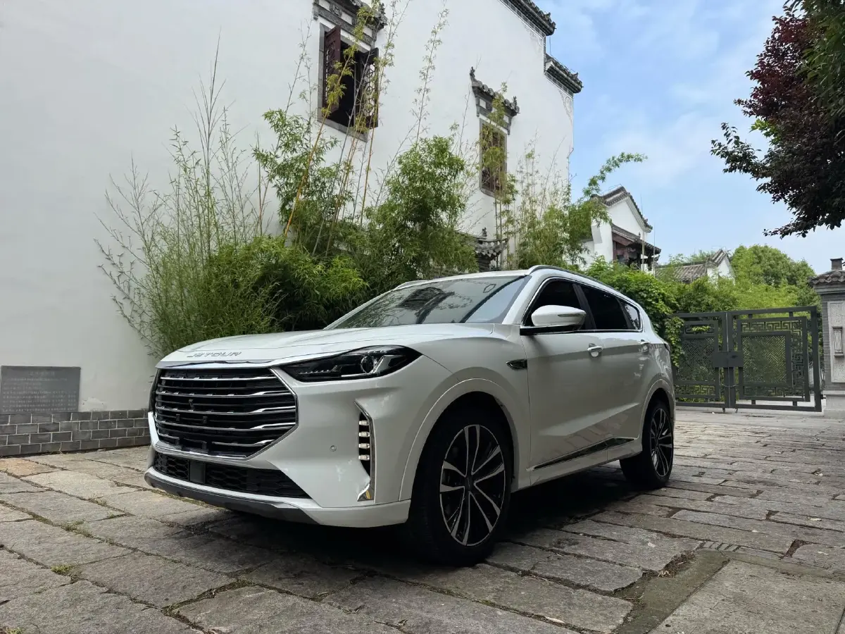2021 Jetour X70 Plus 1.6T 197HP L4 7DCT