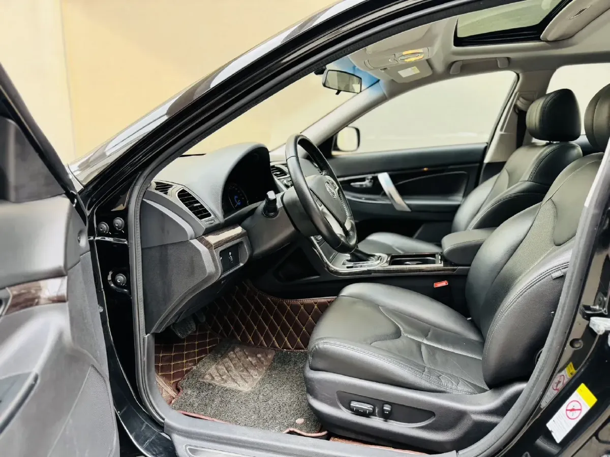 2016 ChangAn Raeton 1.8T 177HP L4 6AT,autocango,china used car exporter,china ev exporter,chinese used car exporter,chinese used ev exporter