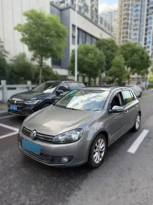 2012 Volkswagen Golf 1.4T 131HP L4 5MT