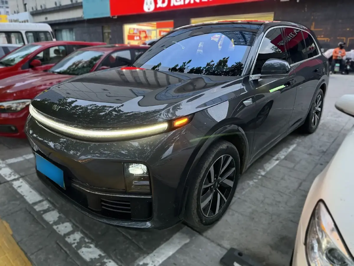 2023 Li L7 Range Extended 154HP REEV 40.9KWH