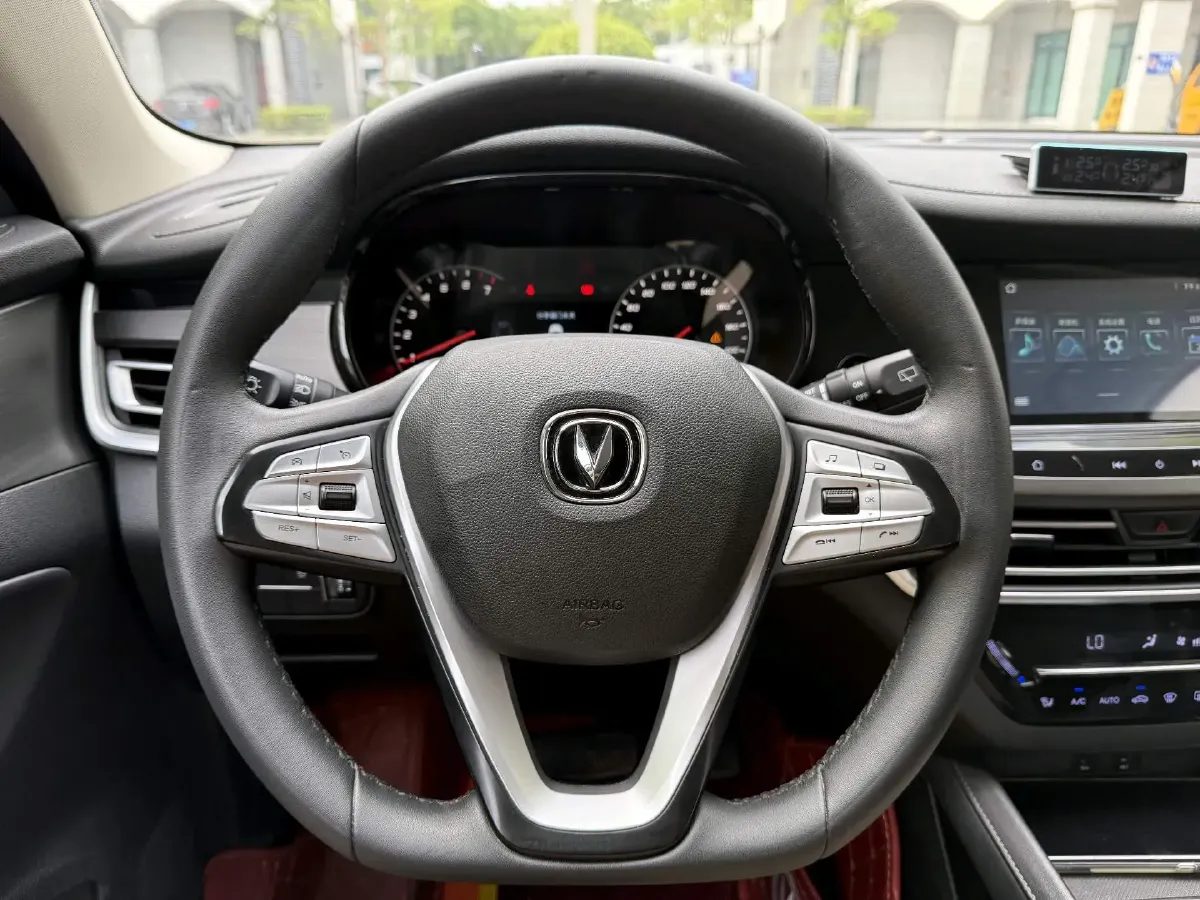 2020 ChangAn CS35 Plus 1.4T 158HP L4 7DCT,autocango,china used car exporter,china ev exporter,chinese used car exporter,chinese used ev exporter