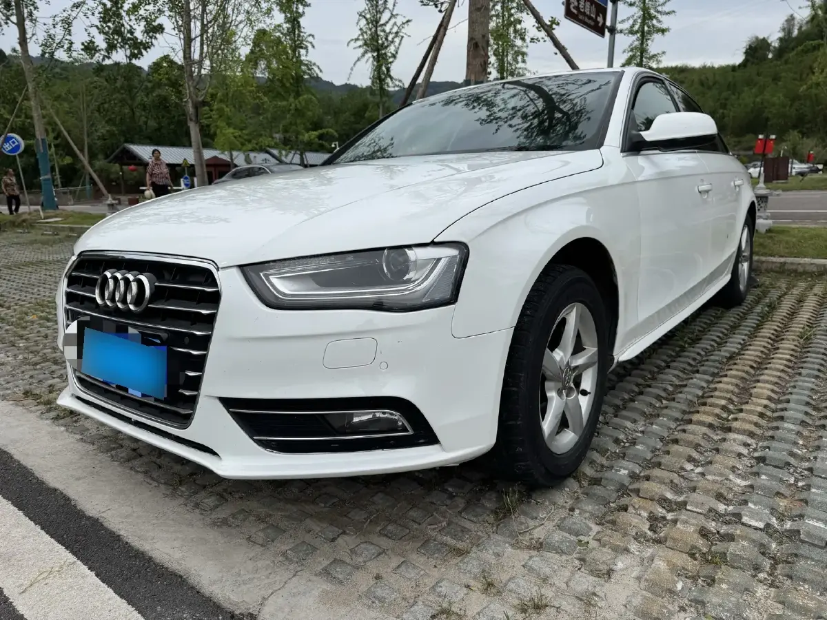 2013 Audi A4L 2.0T 180HP L4 CVT