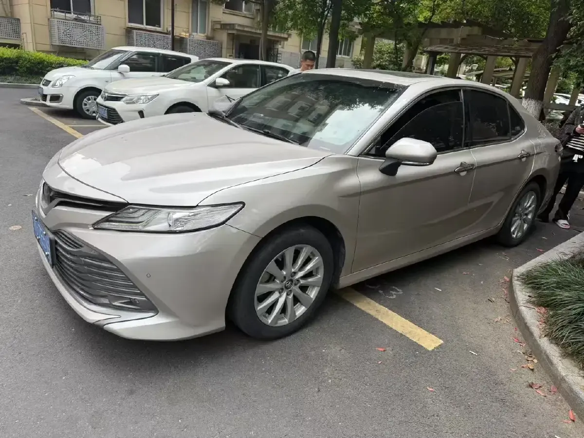 2019 Toyota Camry 2.0L 178HP L4 CVT