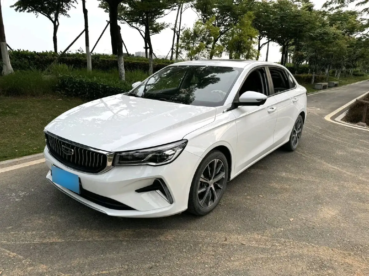2022 Geely Emgrand L 1.4T 141HP L4 CVT