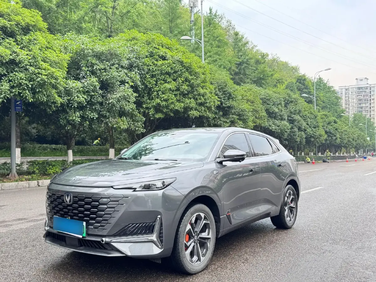 2023 ChangAn UNI-K iDD 1.5T 170HP L4 6TCT PHEV 28.39KWH