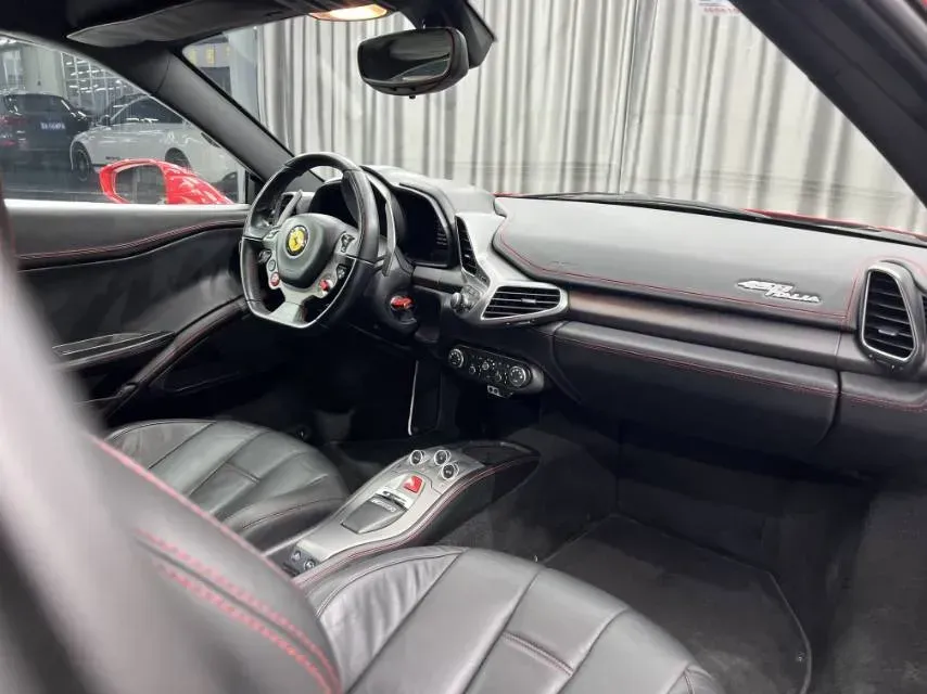 2011 Ferrari 458 4.5L 570HP V8 7DCT,autocango,china used car exporter,china ev exporter,chinese used car exporter,chinese used ev exporter