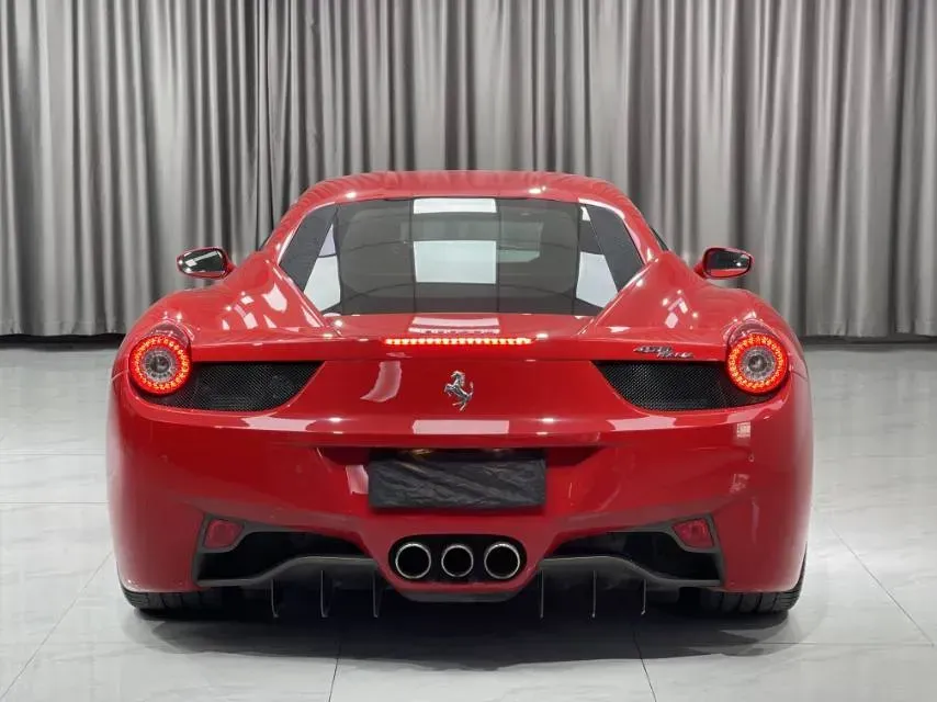 2011 Ferrari 458 4.5L 570HP V8 7DCT,autocango,china used car exporter,china ev exporter,chinese used car exporter,chinese used ev exporter