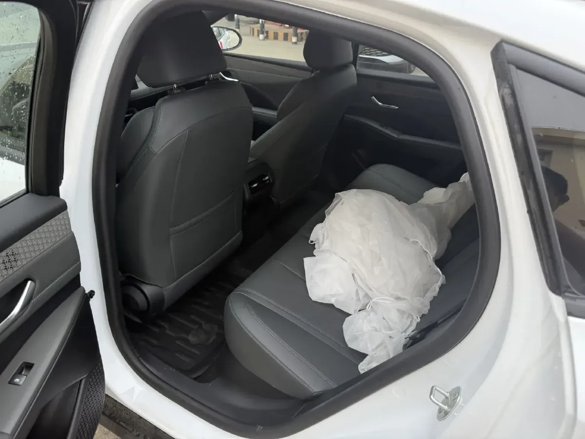 2025 BYD Qin Plus 1.5L 101HP L4 E-CVT PHEV 7.68KWH,autocango,china used car exporter,china ev exporter,chinese used car exporter,chinese used ev exporter