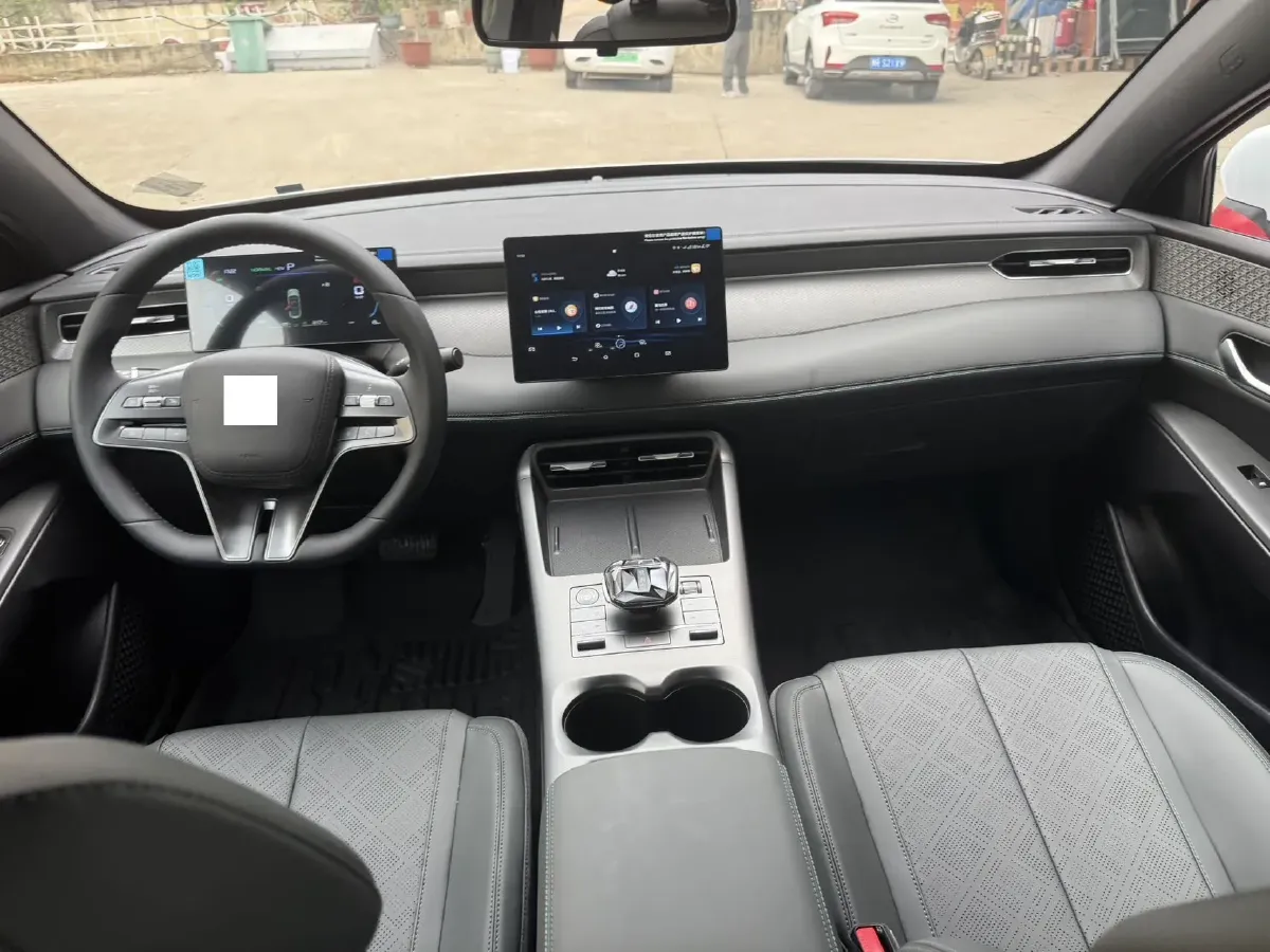 2025 BYD Qin Plus 1.5L 101HP L4 E-CVT PHEV 7.68KWH,autocango,china used car exporter,china ev exporter,chinese used car exporter,chinese used ev exporter