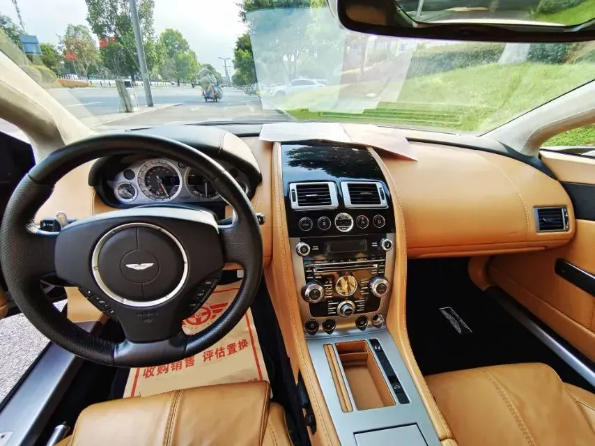 2010 Aston Martin Rapide 6.0L 477HP V12 6AT,autocango,china used car exporter,china ev exporter,chinese used car exporter,chinese used ev exporter