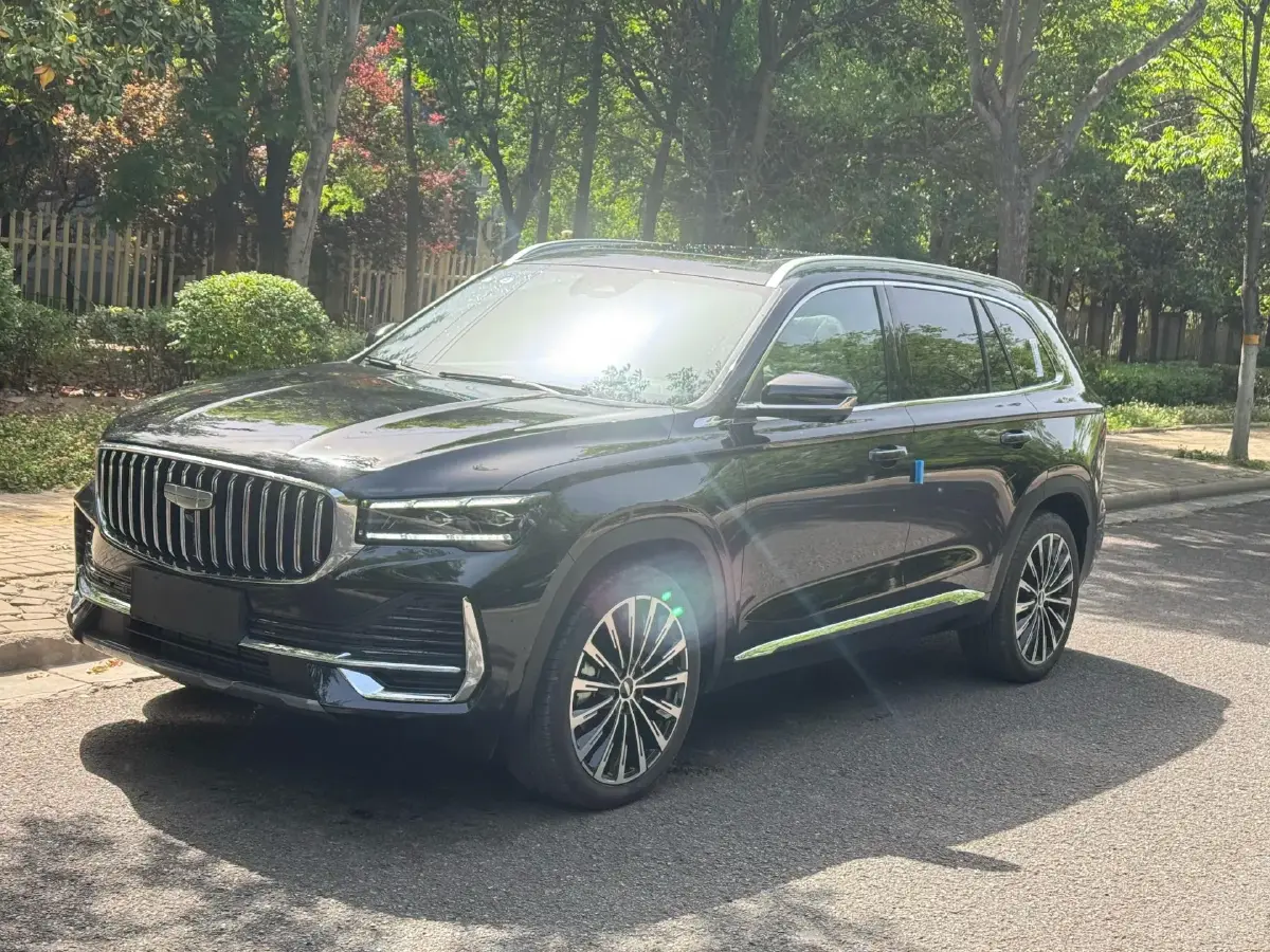 2025 Geely Monjaro 2.0T 238HP L4 8AT