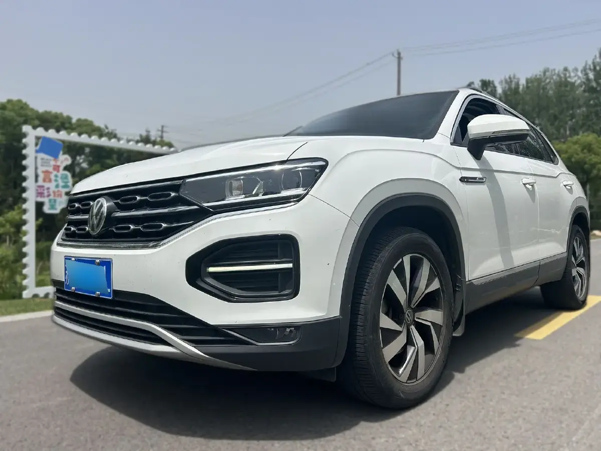 2020 Volkswagen Tayron 2.0T 186HP L4 7DCT