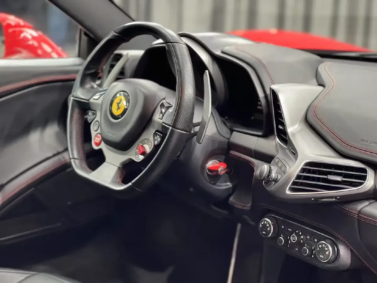 2011 Ferrari 458 4.5L 570HP V8 7DCT,autocango,china used car exporter,china ev exporter,chinese used car exporter,chinese used ev exporter