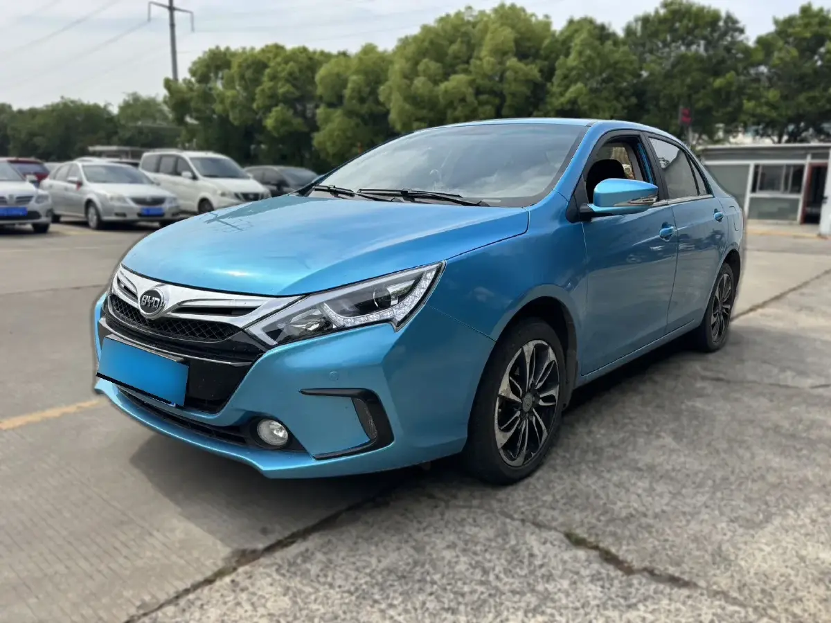 2015 BYD Qin 1.5T 154HP L4 6DCT PHEV 13KWH