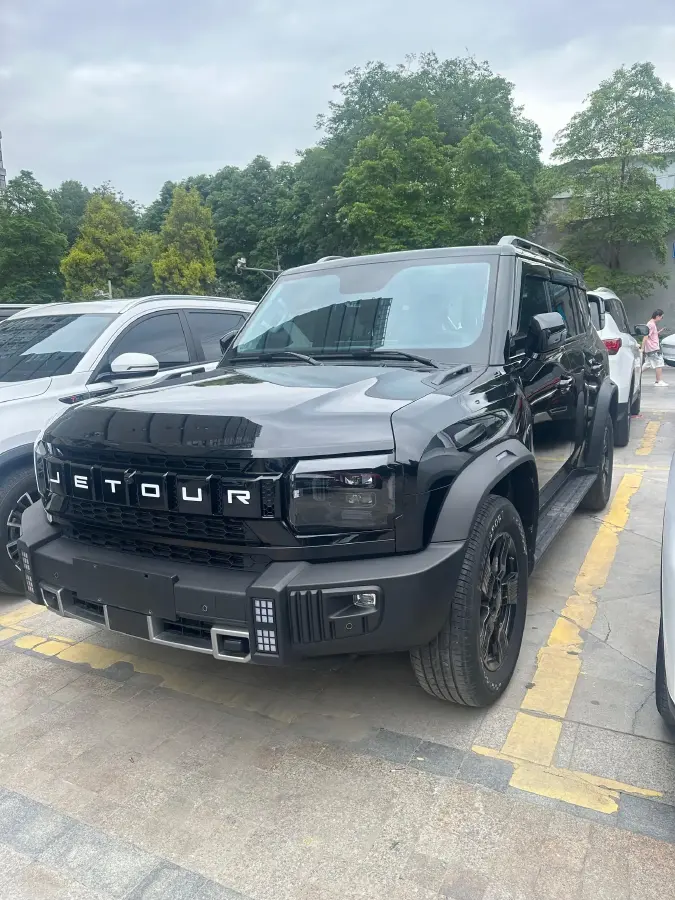 2023 Jetour Traveller 1.5T 184HP L4 7DCT