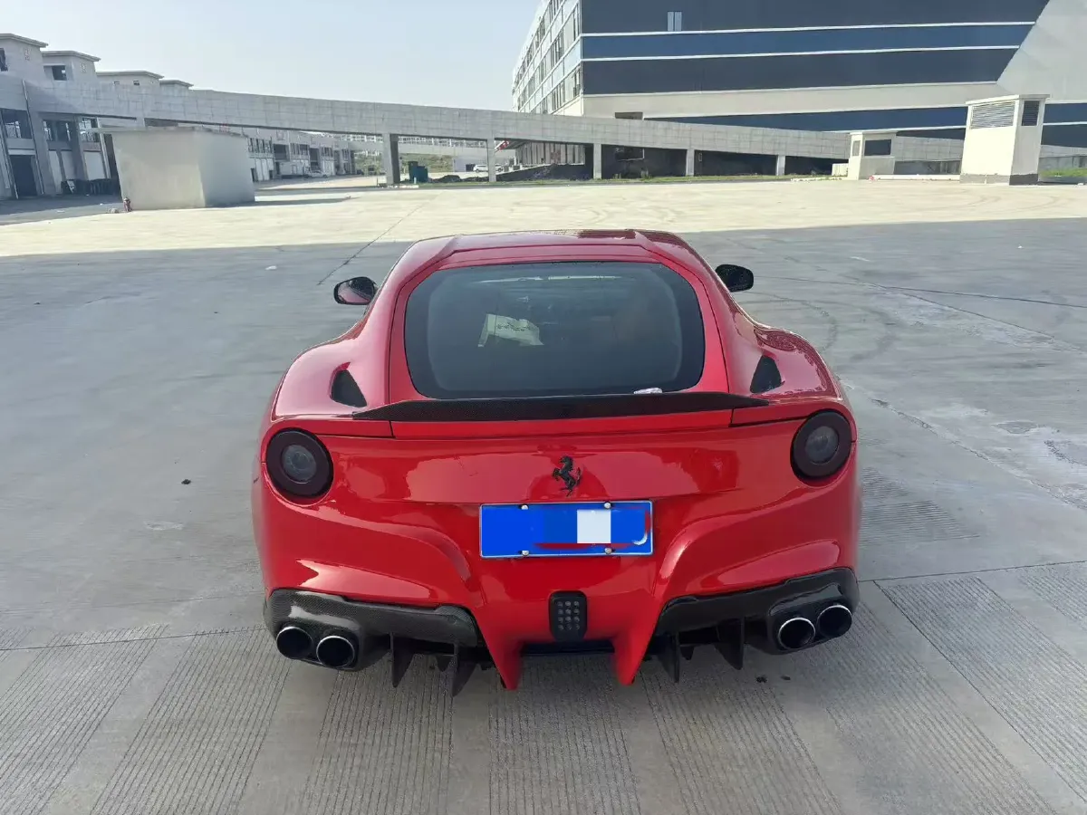 2013 Ferrari F12 berlinetta 6.3L 741HP V12 7DCT,autocango,china used car exporter,china ev exporter,chinese used car exporter,chinese used ev exporter