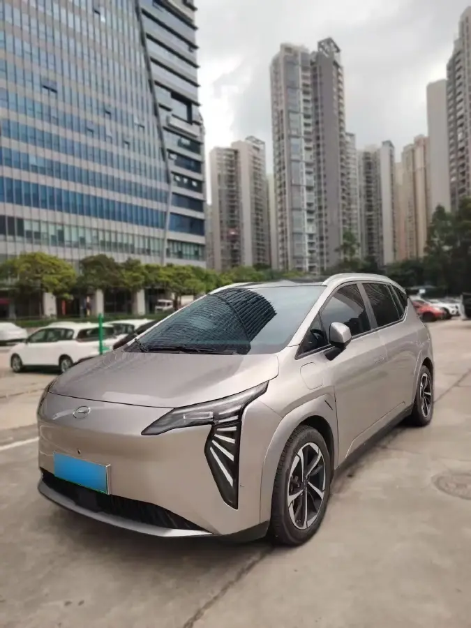 2024 Aion Y BEV 61.7KWH