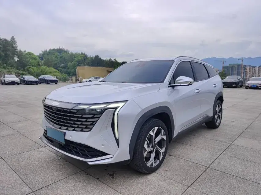 2023 Geely StarRay 1.5T 181HP L4 7DCT
