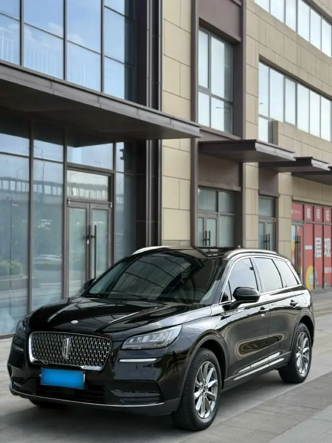 2020 Lincoln Corsair 2.0T 245HP L4 8AT