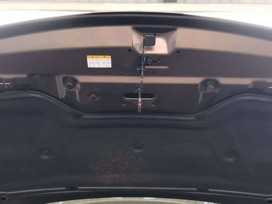 2012 Kia Sportage R 2.0L 165HP L4 6AT,autocango,china used car exporter,china ev exporter,chinese used car exporter,chinese used ev exporter