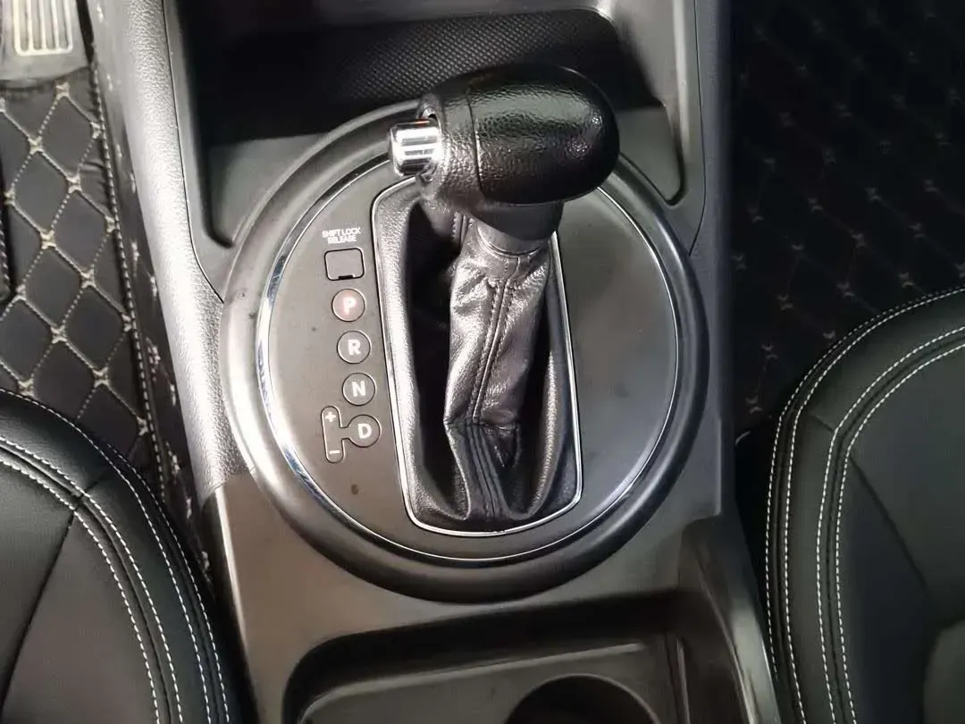 2012 Kia Sportage R 2.0L 165HP L4 6AT,autocango,china used car exporter,china ev exporter,chinese used car exporter,chinese used ev exporter