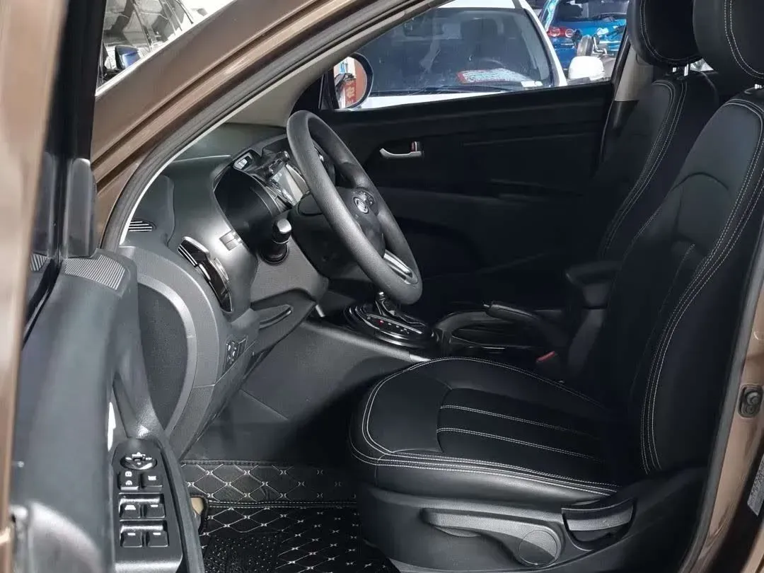 2012 Kia Sportage R 2.0L 165HP L4 6AT,autocango,china used car exporter,china ev exporter,chinese used car exporter,chinese used ev exporter