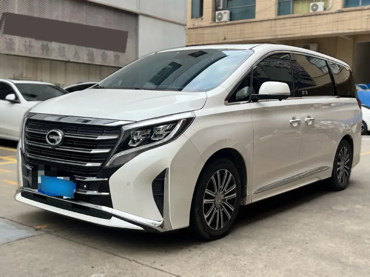 2021 GAC Trumpchi M8 2.0T 252HP L4 8AT