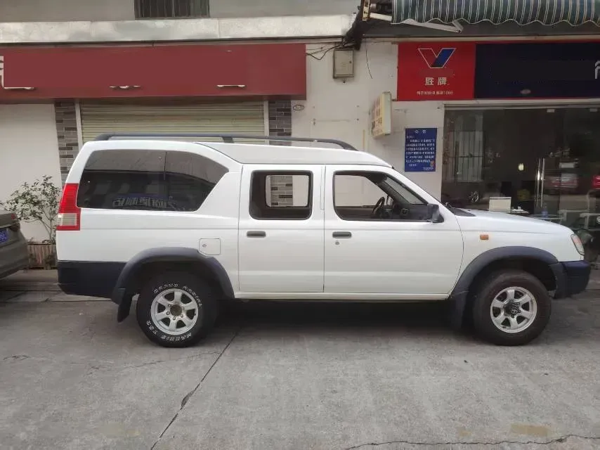 2013 Dongfeng RuiQi MPV 2.4L 139HP L4 5MT,autocango,china used car exporter,china ev exporter,chinese used car exporter,chinese used ev exporter