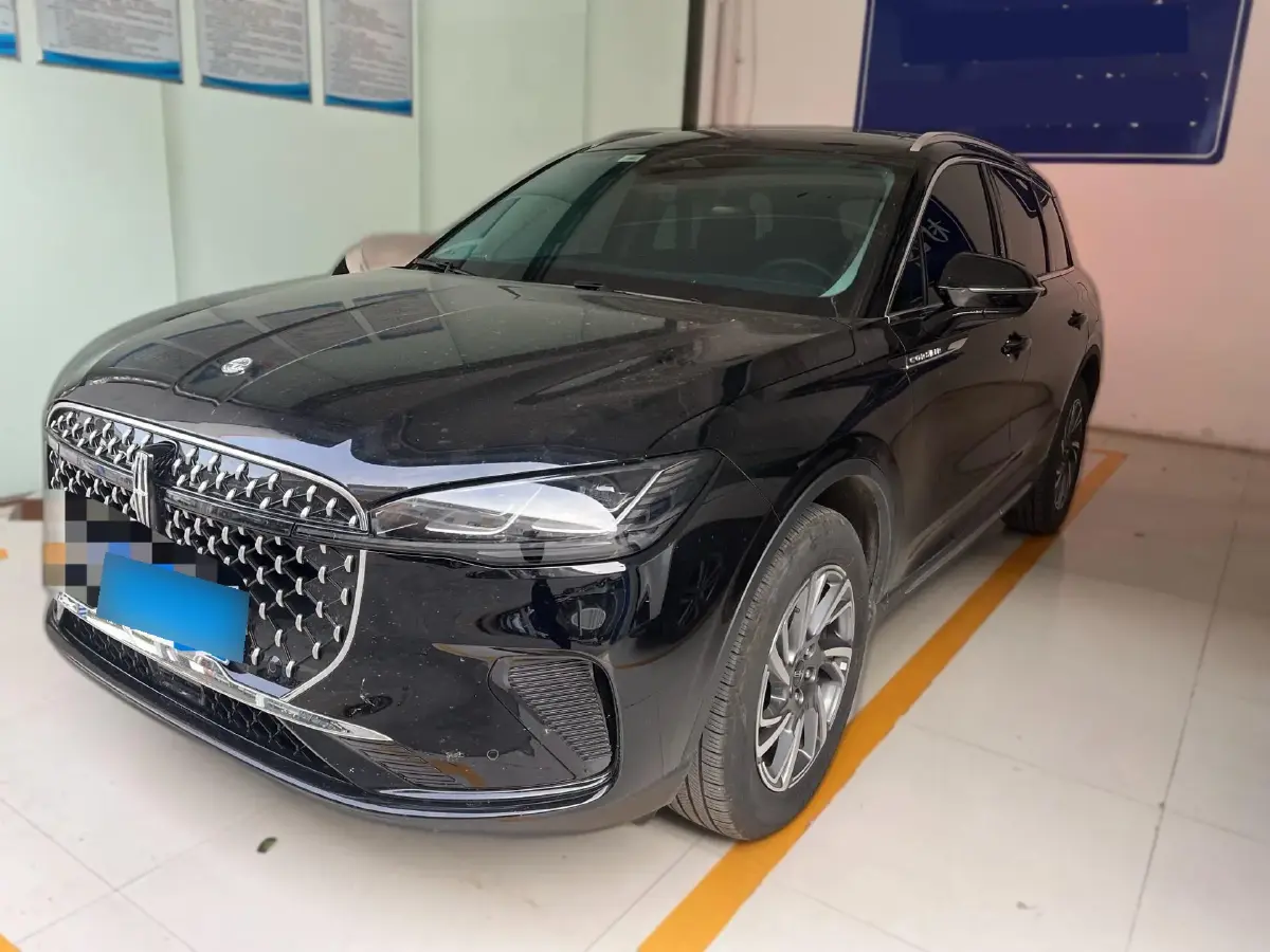 2023 Lincoln Corsair 2.0T 261HP L4 8AT